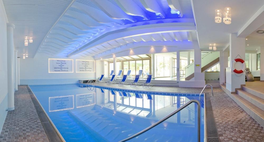 Strass - Sport & Spa Hotel Майрхофен Экстерьер фото