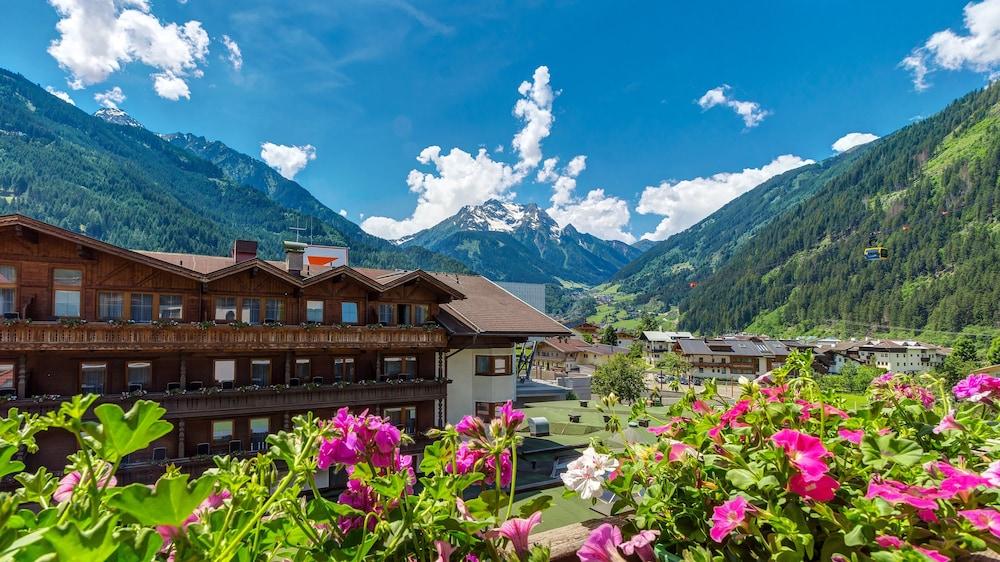 Strass - Sport & Spa Hotel Майрхофен Экстерьер фото